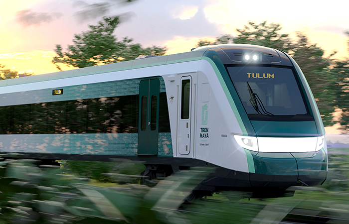 Train écologique et moderne du Tren Maya reliant Cancún à Tulum, une nouvelle façon de voyager à travers la péninsule du Yucatán.